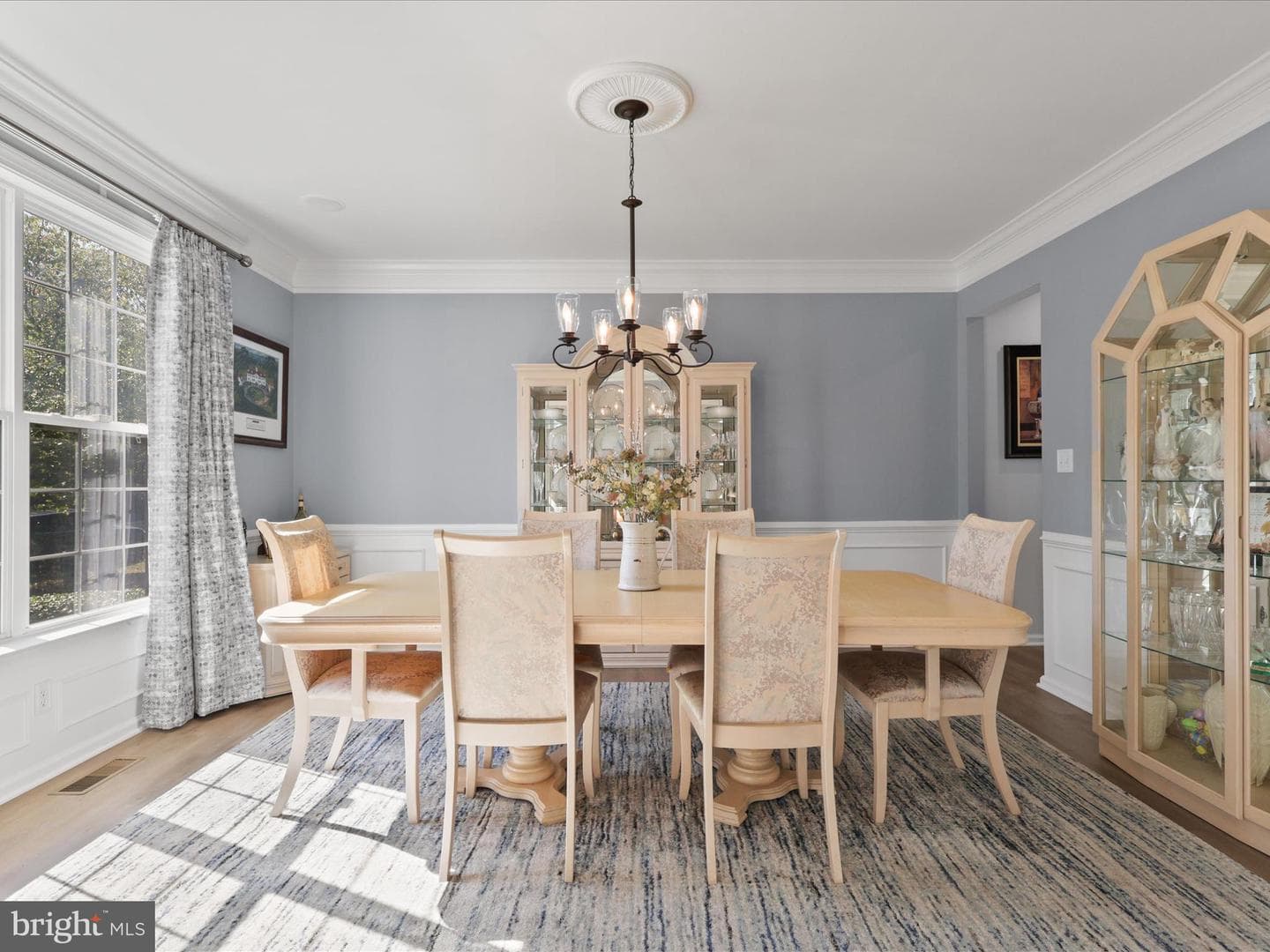 24787 Wind River Drive photo 4