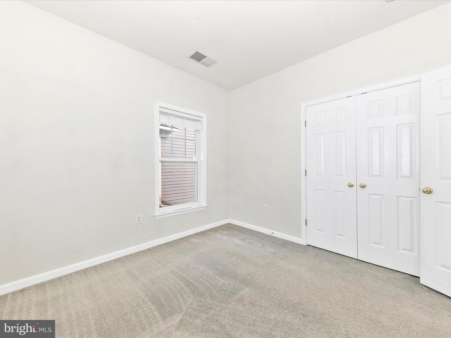 619 Greysands Lane photo 33