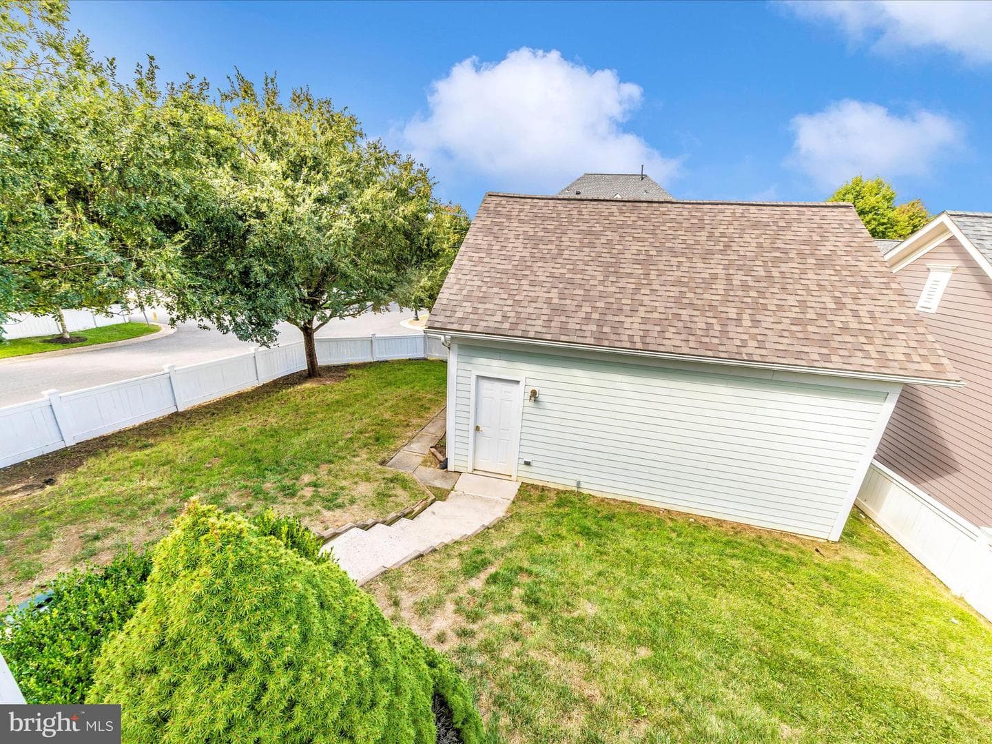 619 Greysands Lane photo 48