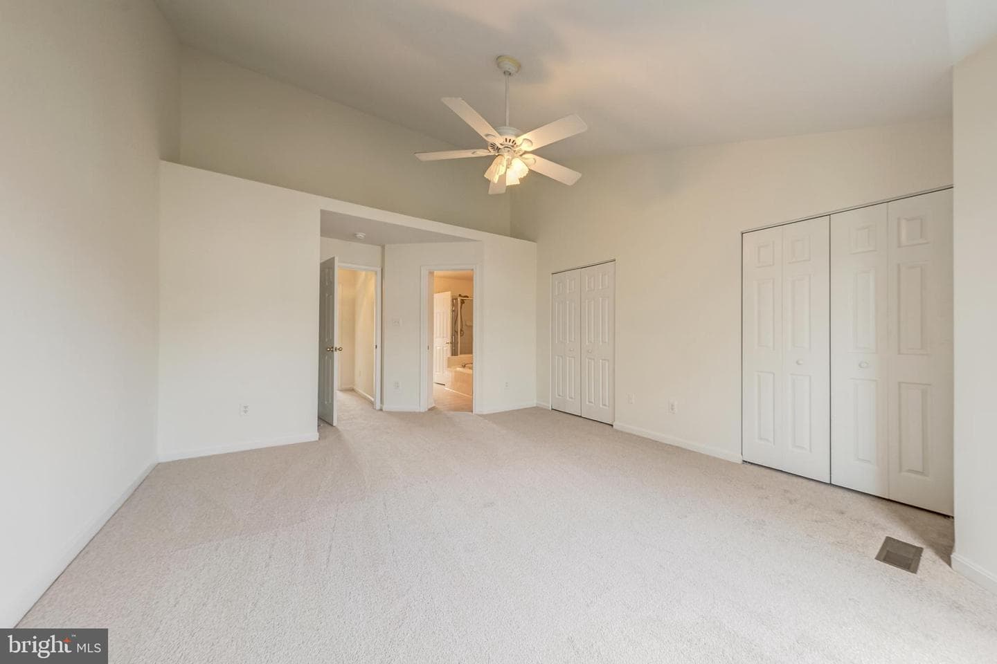 43539 Kiplington Square photo 20