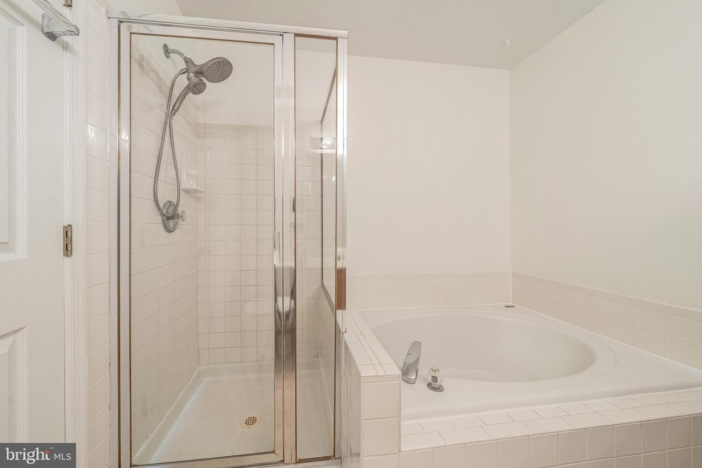 43539 Kiplington Square photo 21