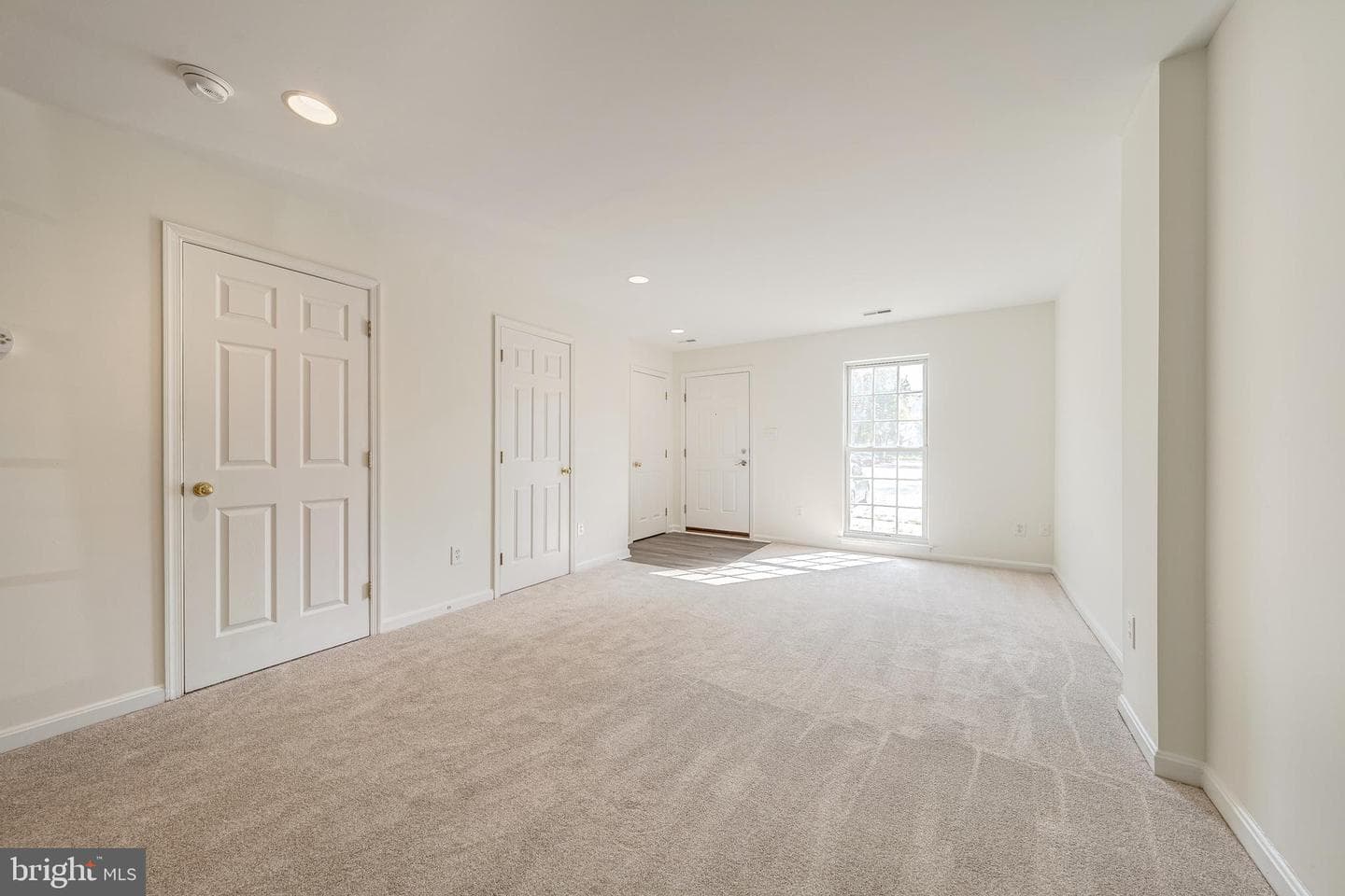 43539 Kiplington Square photo 7