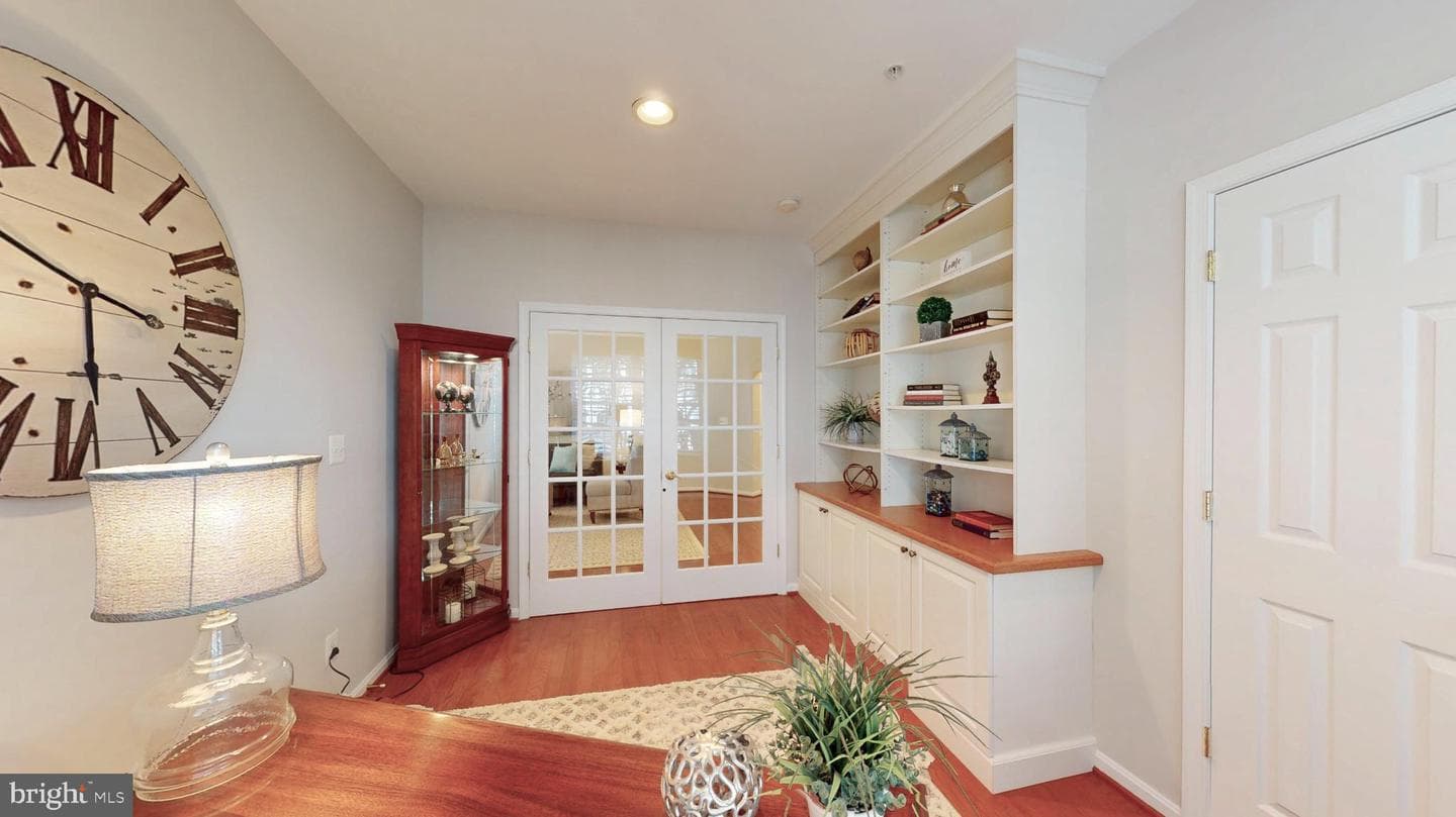 20816 Noble Terrace #104 photo 33