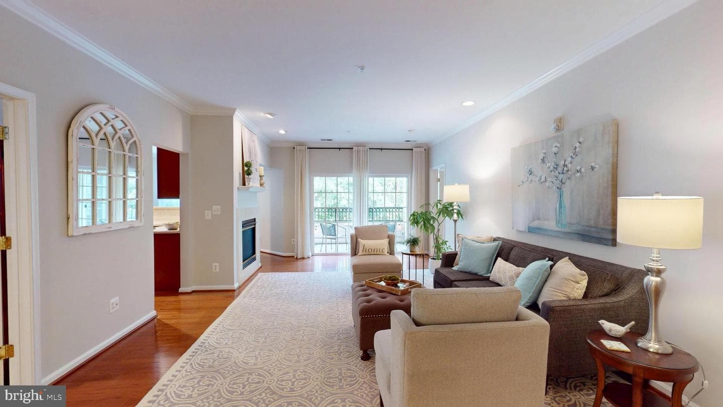 20816 Noble Terrace #104 photo 4