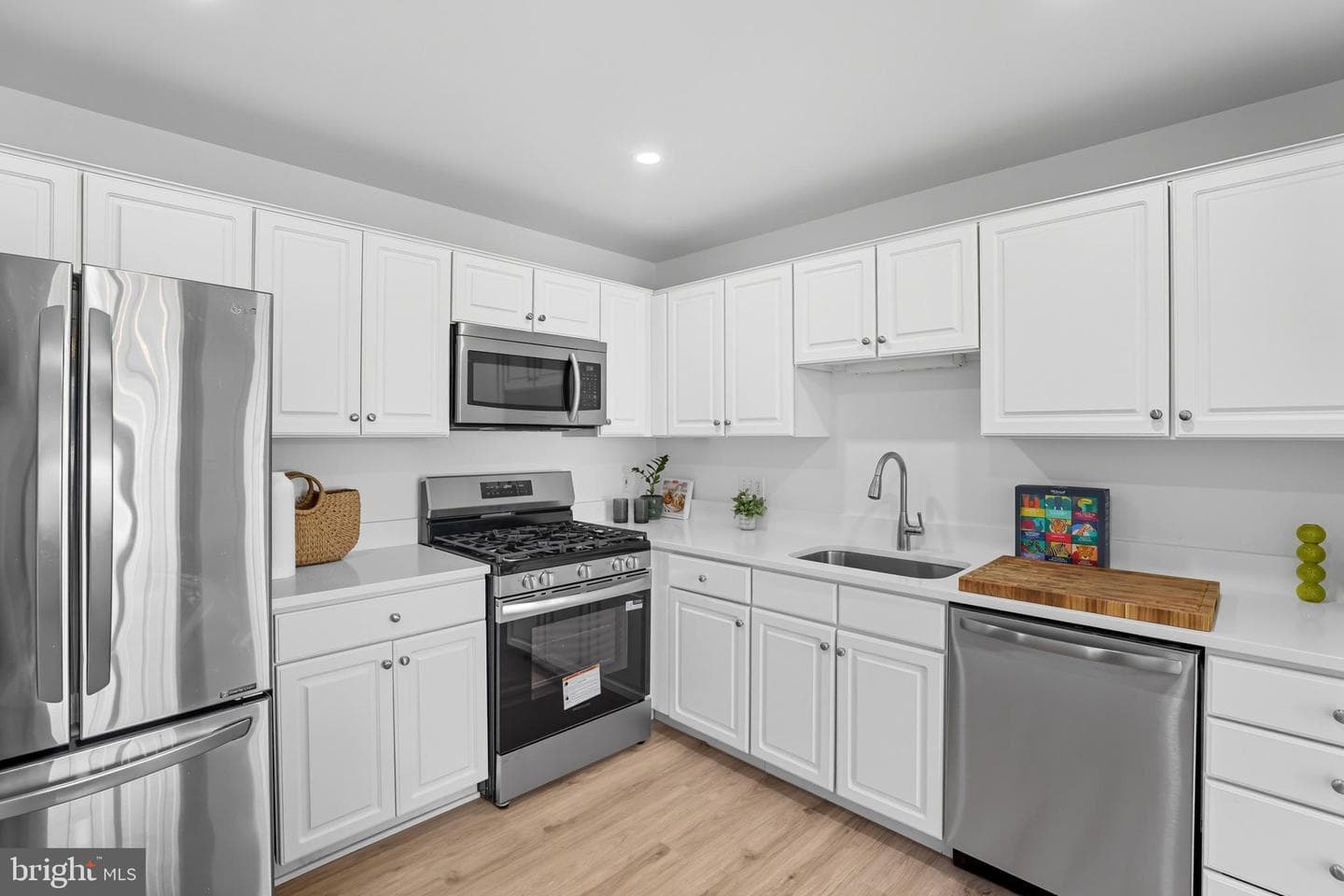 46895 Eaton Terrace #300 photo 15