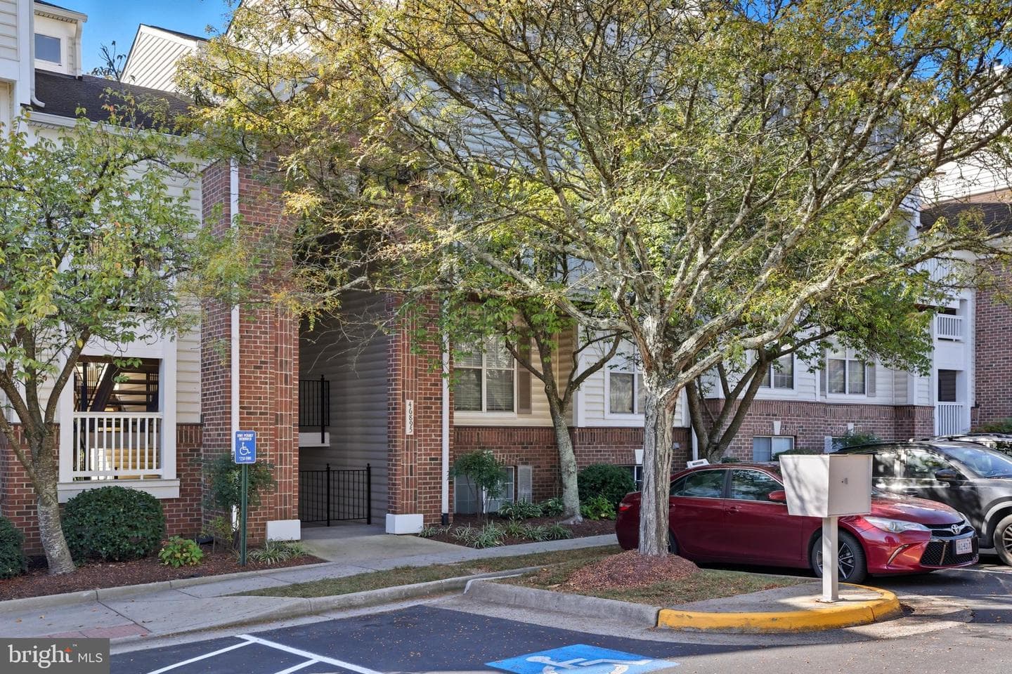 46895 Eaton Terrace #300 photo 3