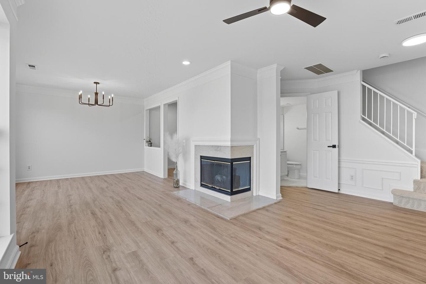 46895 Eaton Terrace #300 photo 9