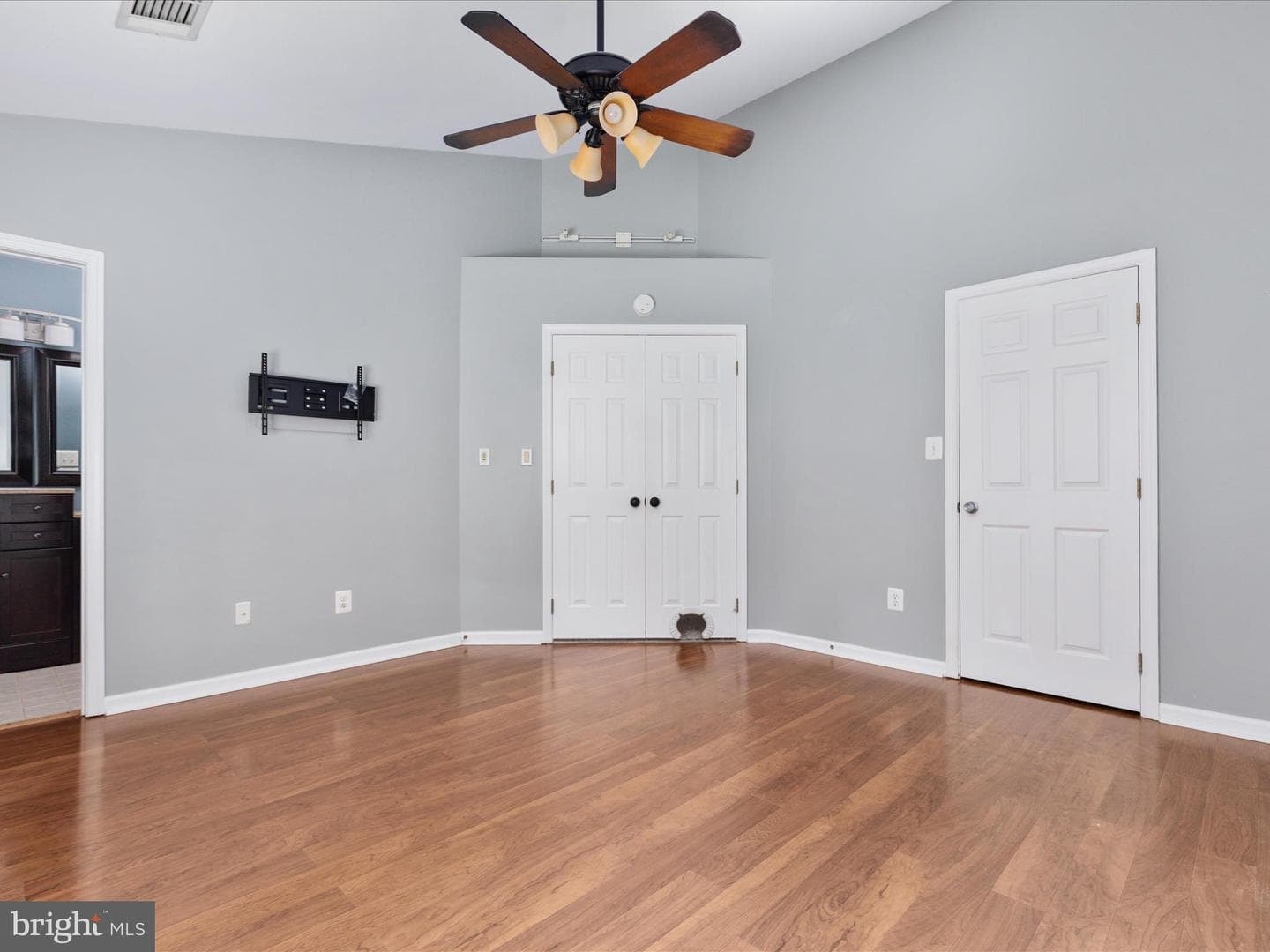25328 Ashbury Drive photo 22