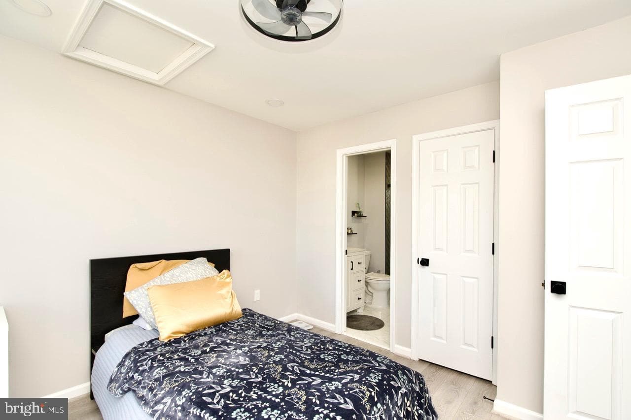 22908 Regent Terrace photo 19