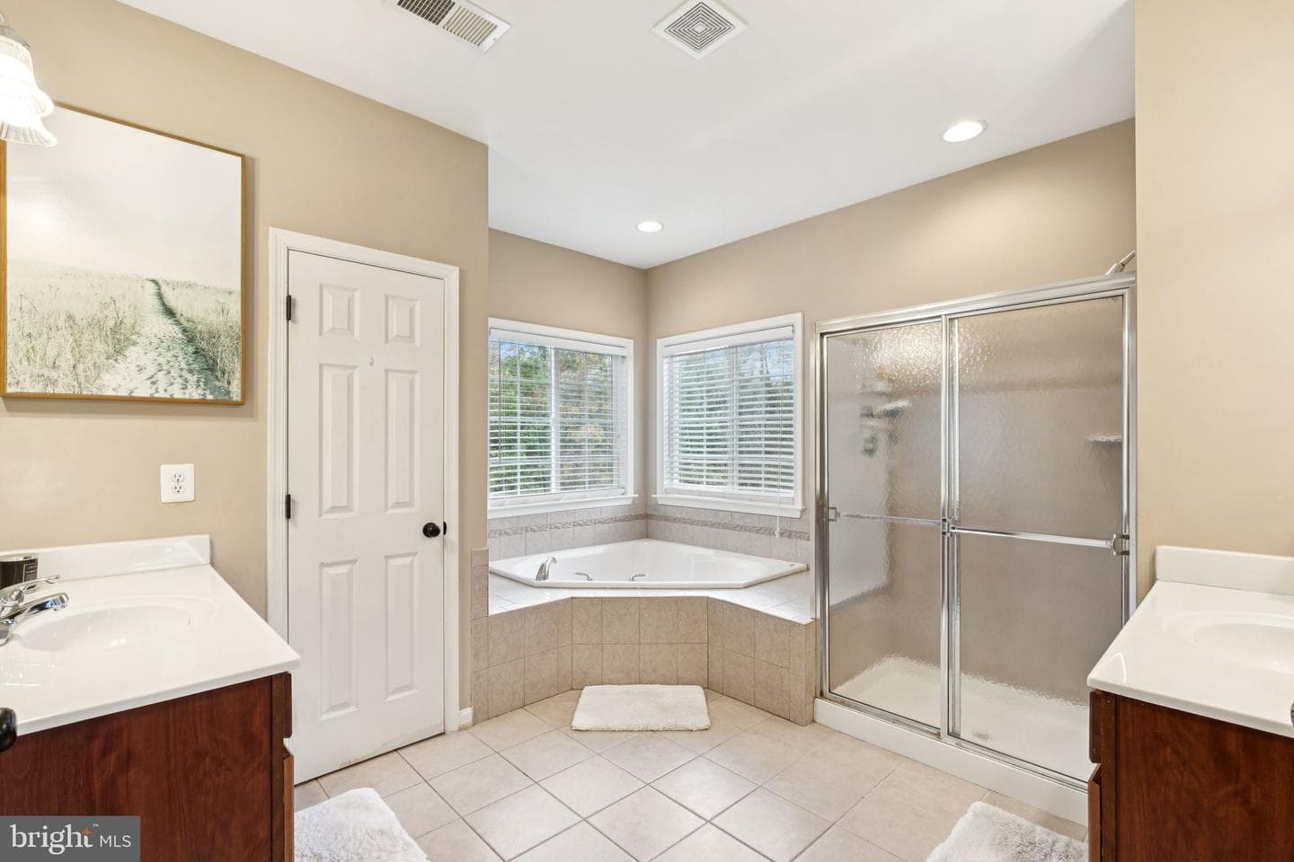 25083 Kingscote Court photo 19