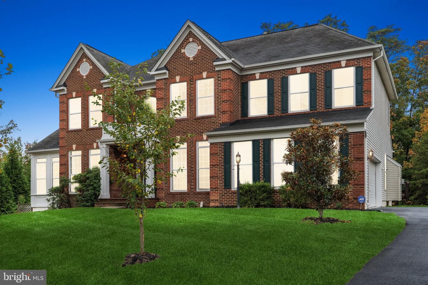 25083 Kingscote Court photo 34