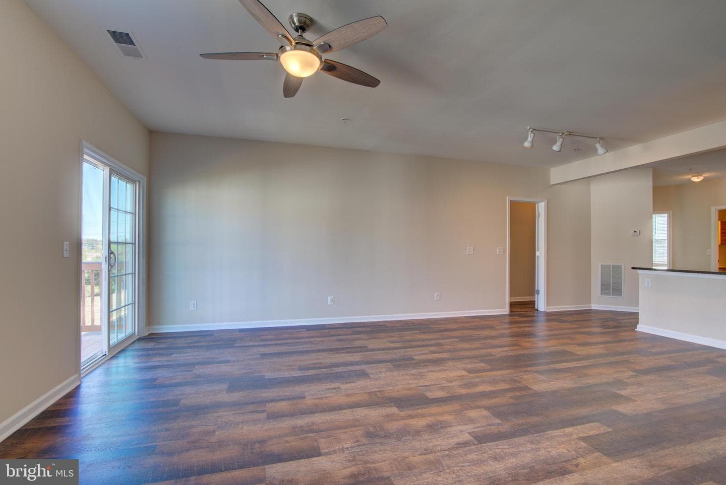 24628 Byrne Meadow Square #300 photo 10