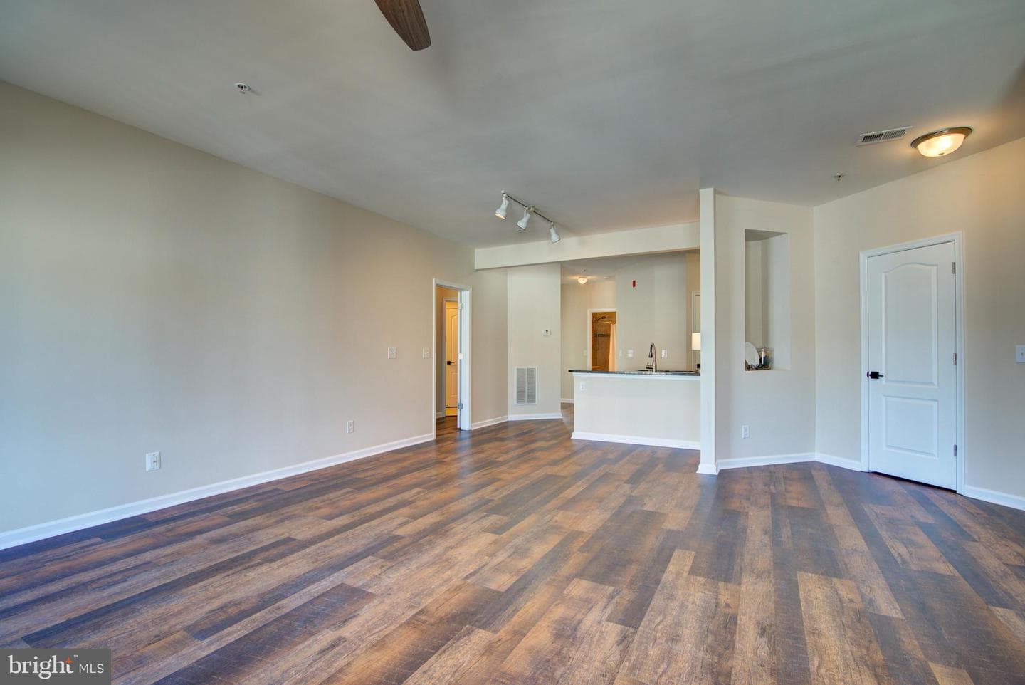 24628 Byrne Meadow Square #300 photo 15