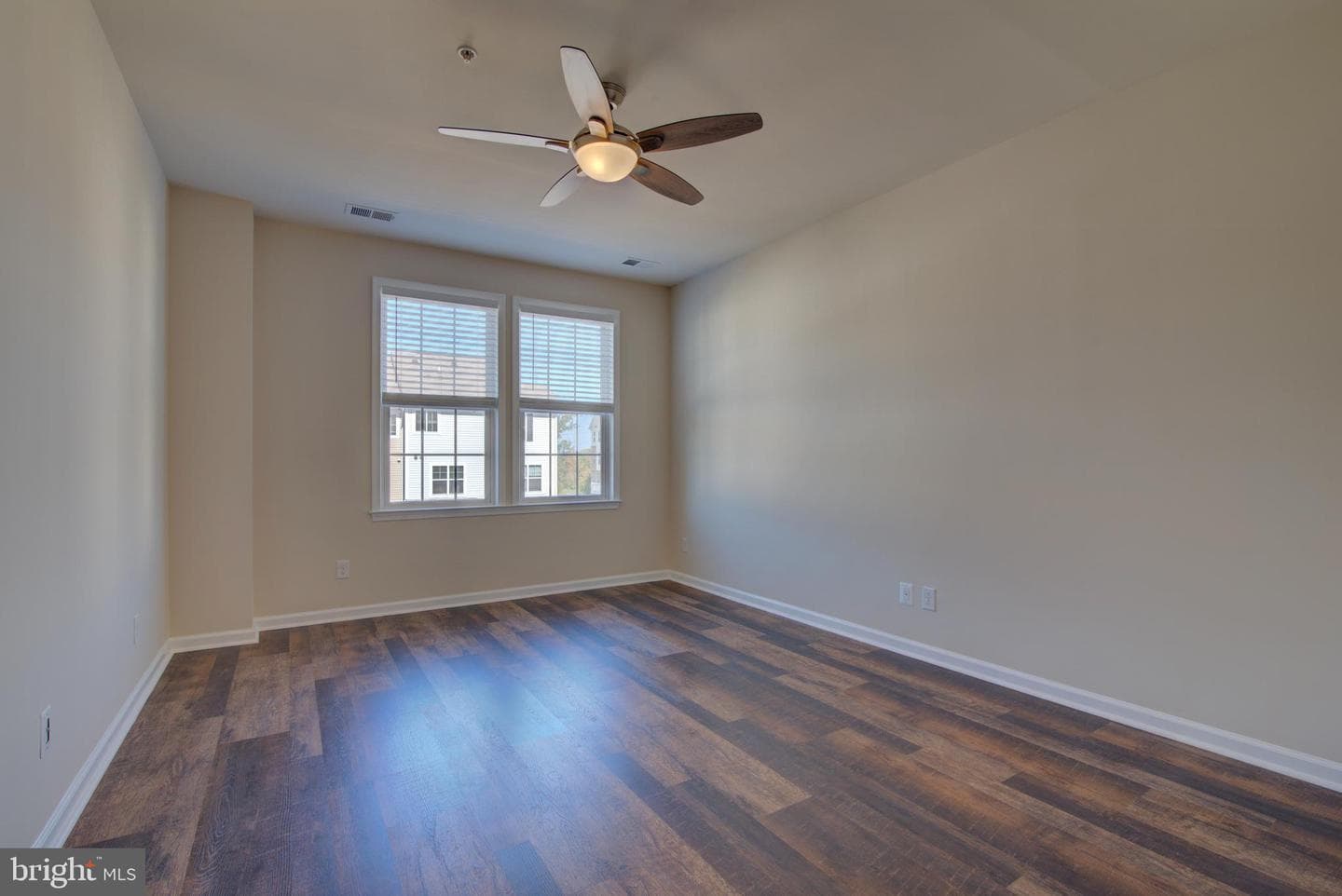 24628 Byrne Meadow Square #300 photo 16