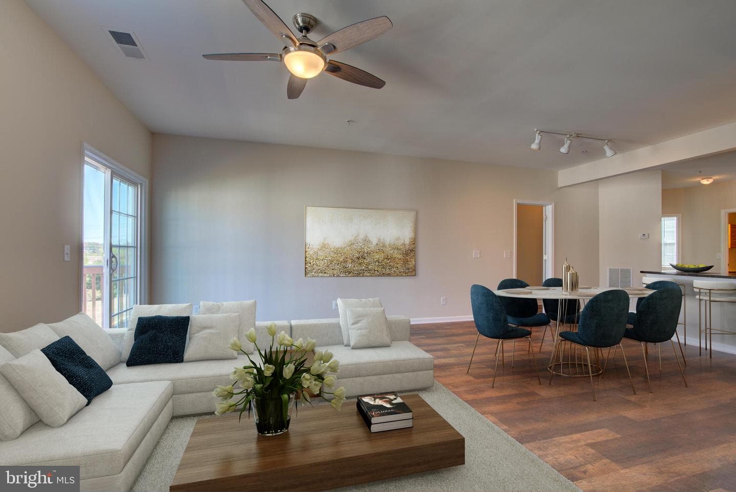24628 Byrne Meadow Square #300 photo 2