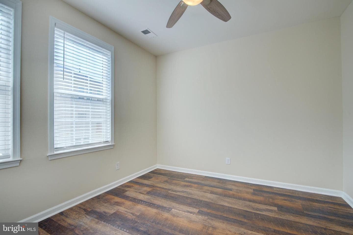 24628 Byrne Meadow Square #300 photo 24
