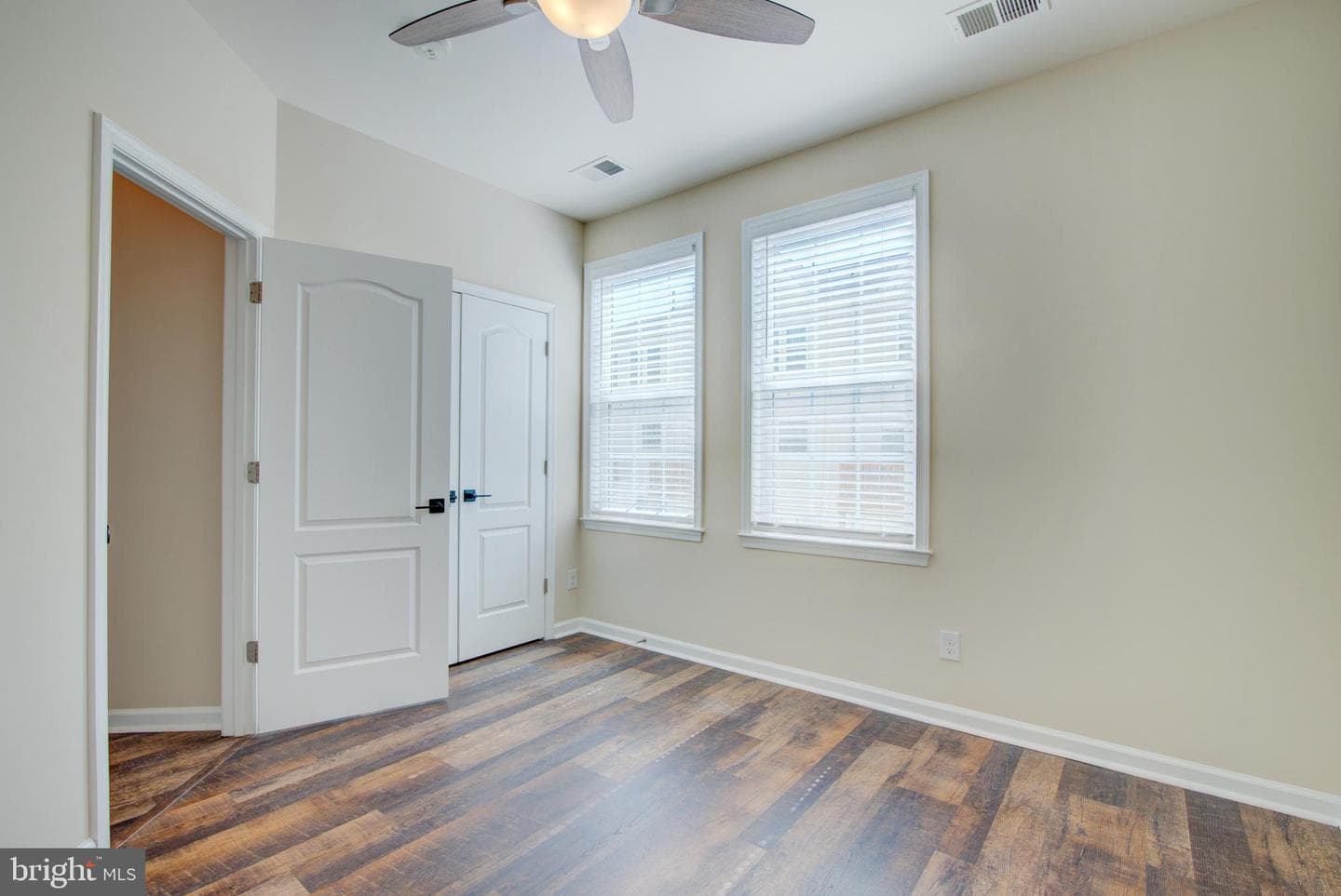 24628 Byrne Meadow Square #300 photo 25