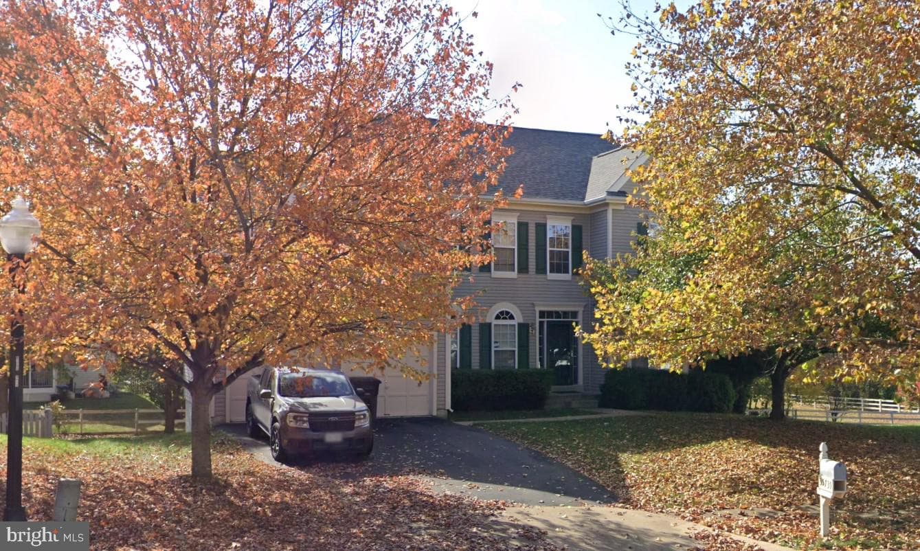 35739 Montrose Court photo 2
