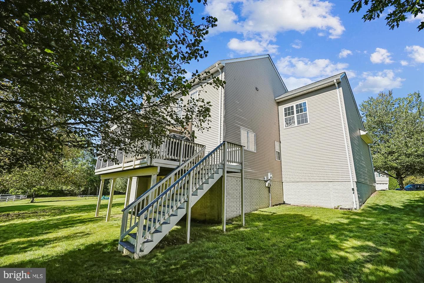 35739 Montrose Court photo 4