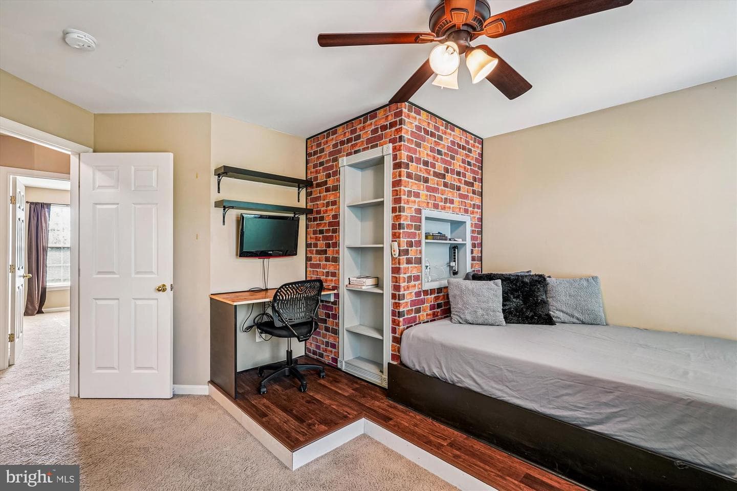 35739 Montrose Court photo 52
