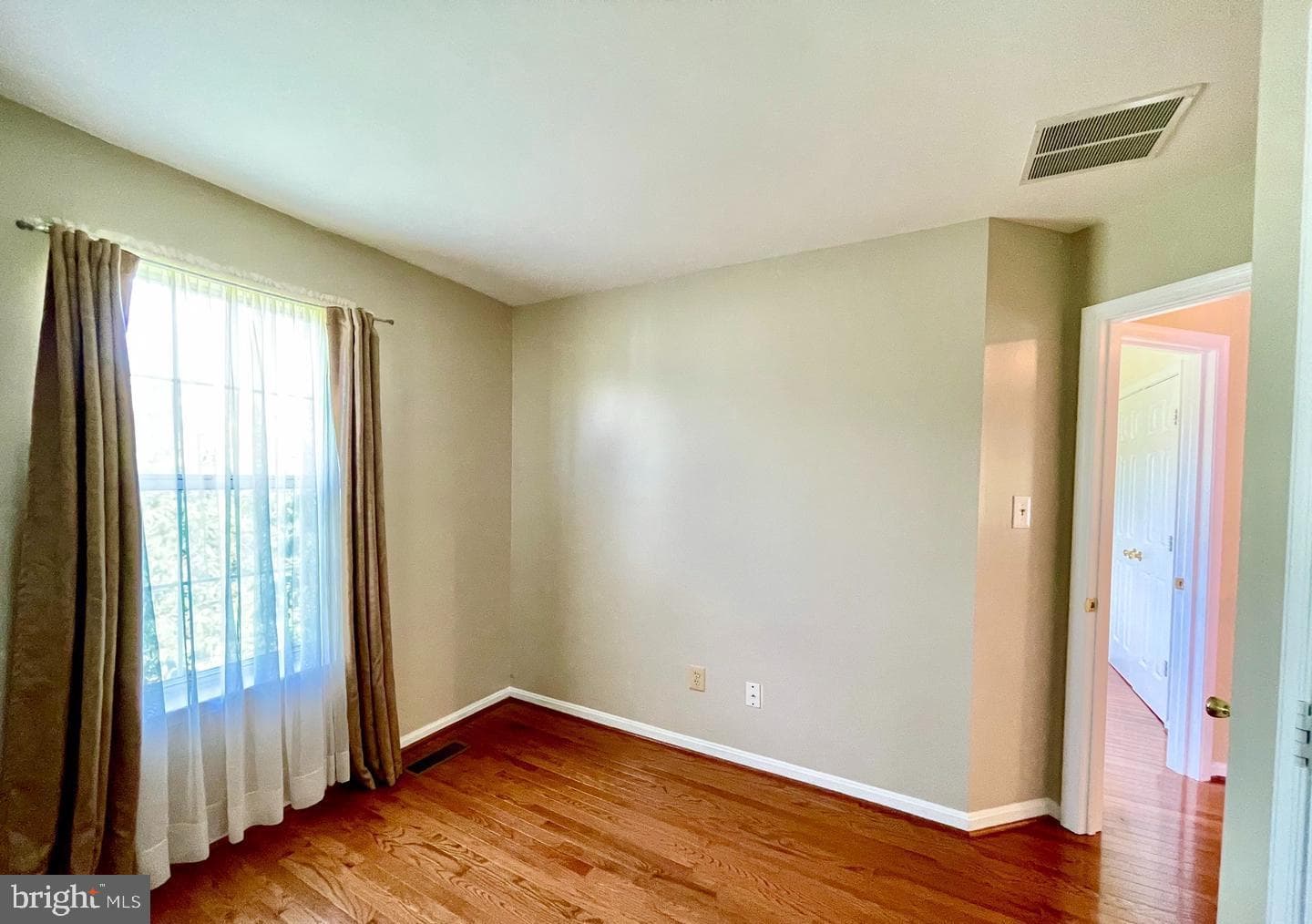 45439 Baggett Terrace photo 18