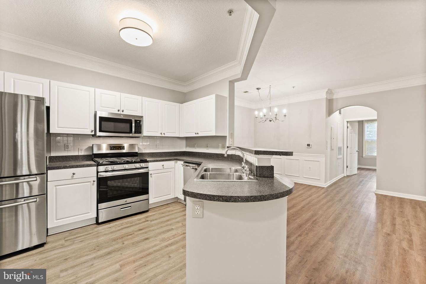 502 Sunset View Terrace SE #106 photo 2