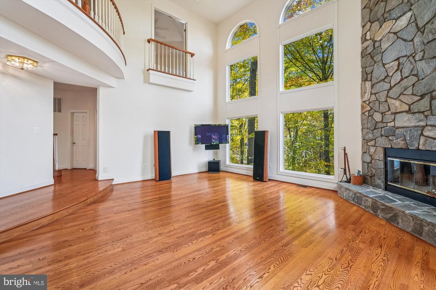 308 Sinegar Place photo 39