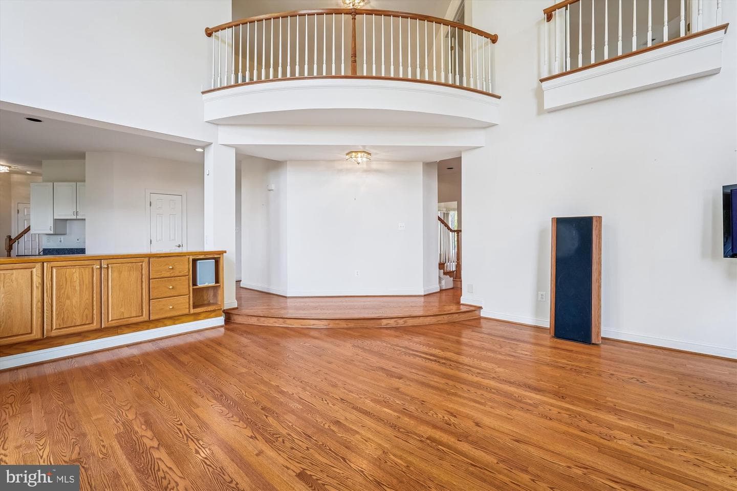308 Sinegar Place photo 40