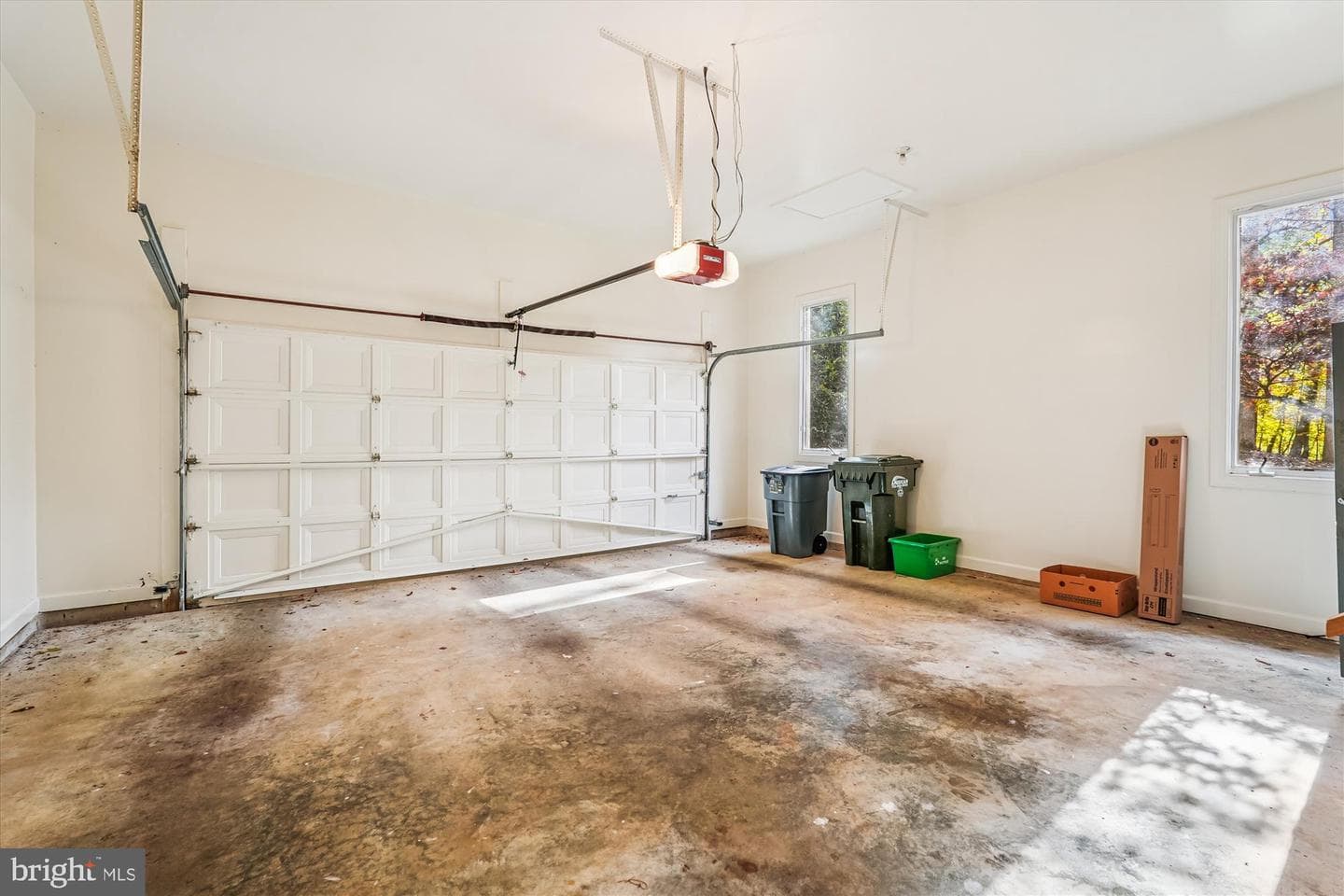 308 Sinegar Place photo 50