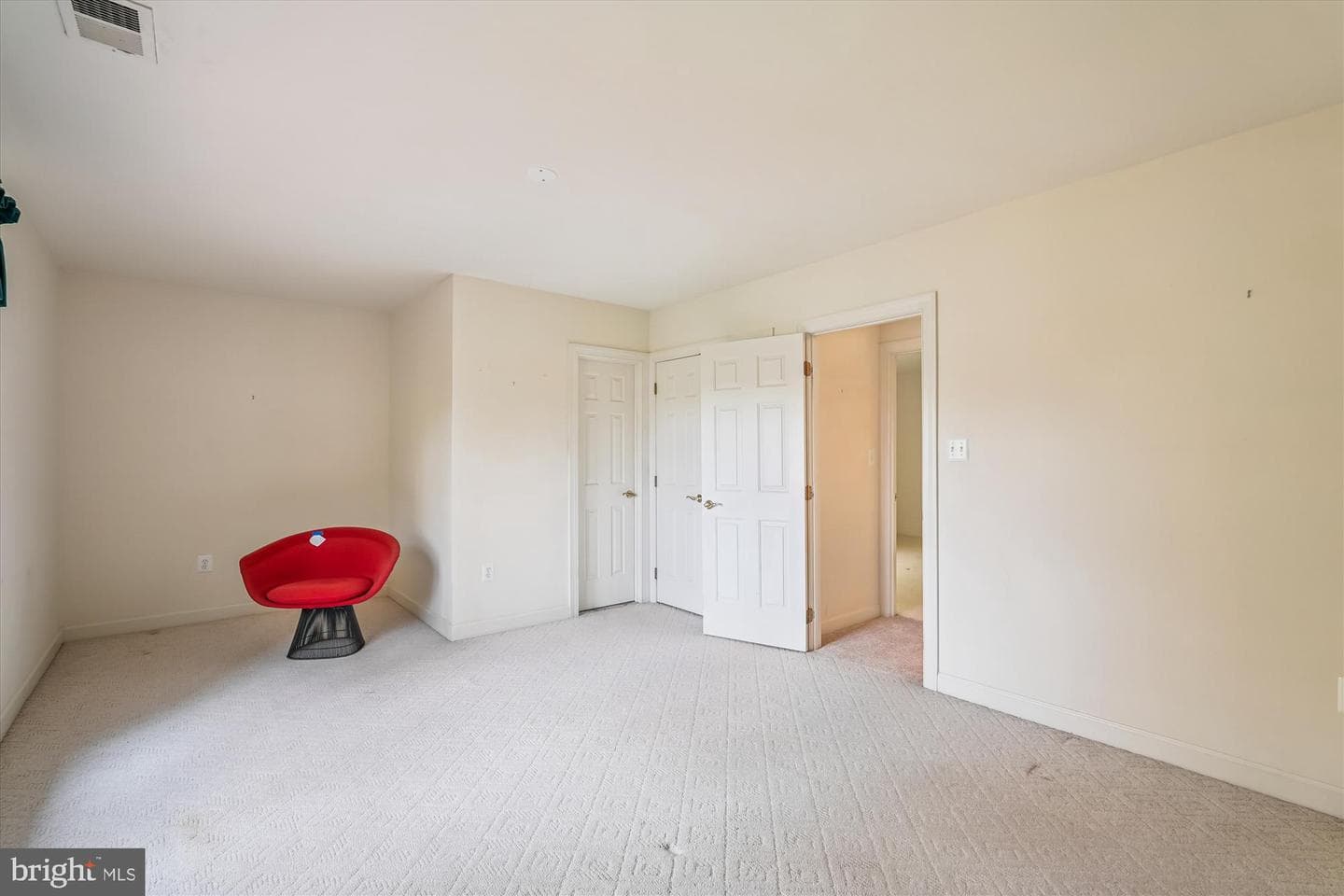 308 Sinegar Place photo 62