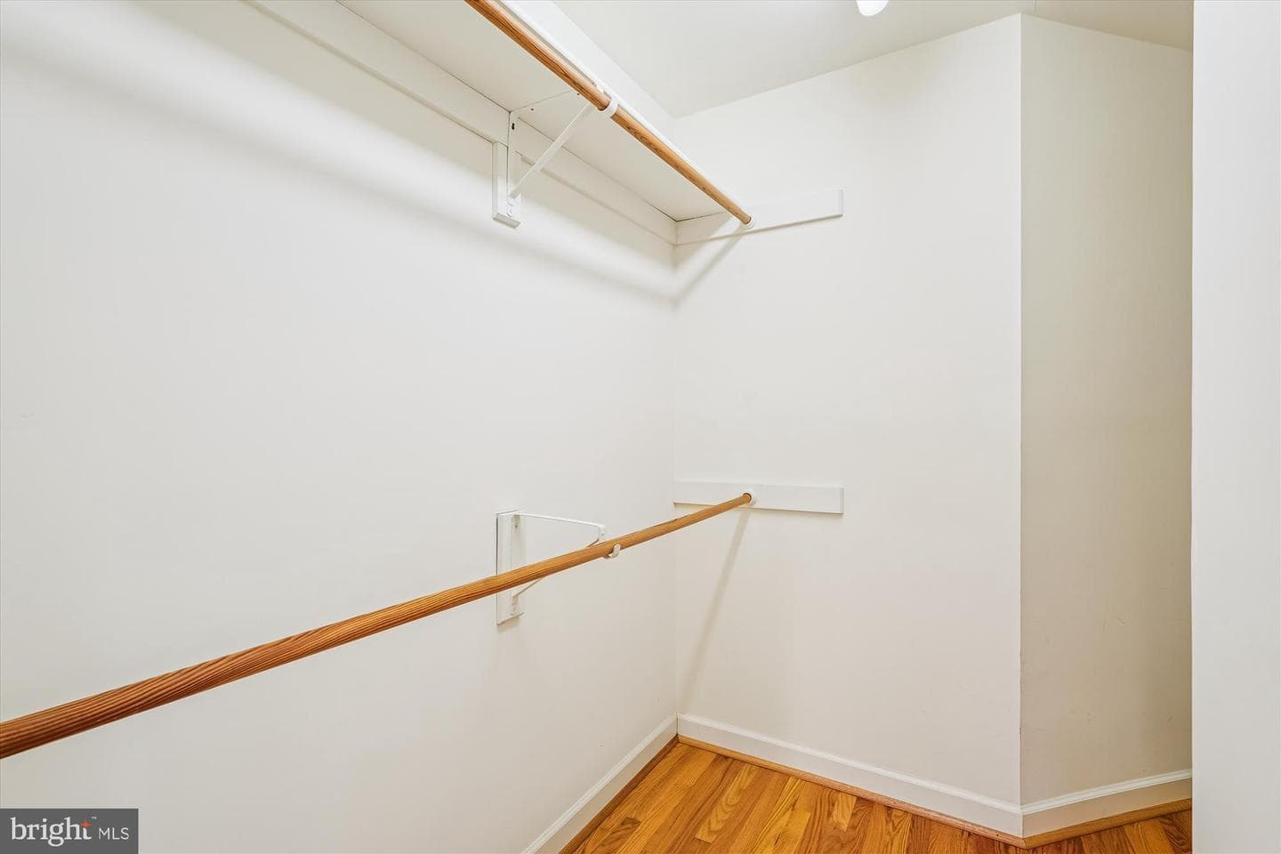 308 Sinegar Place photo 71