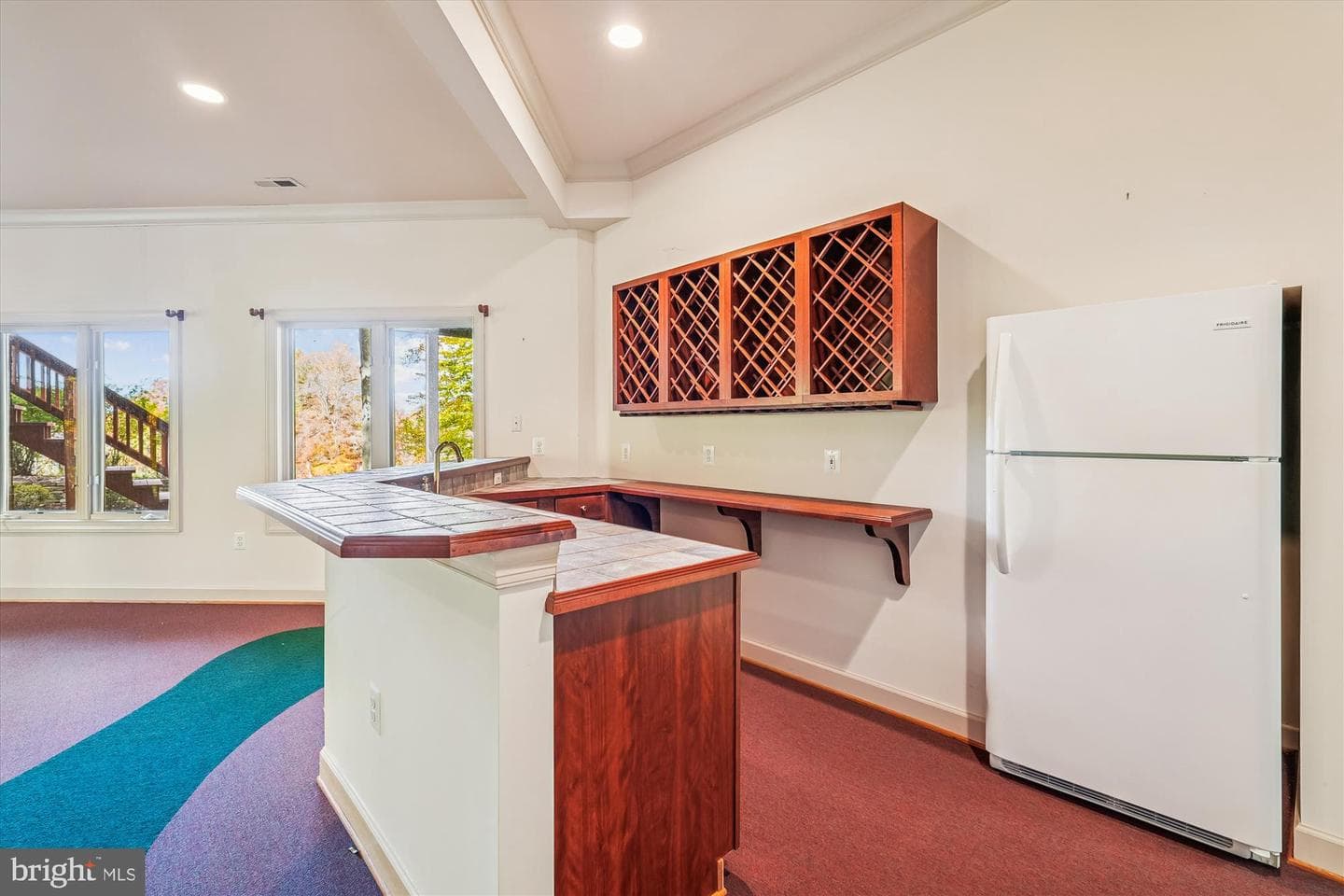 308 Sinegar Place photo 76