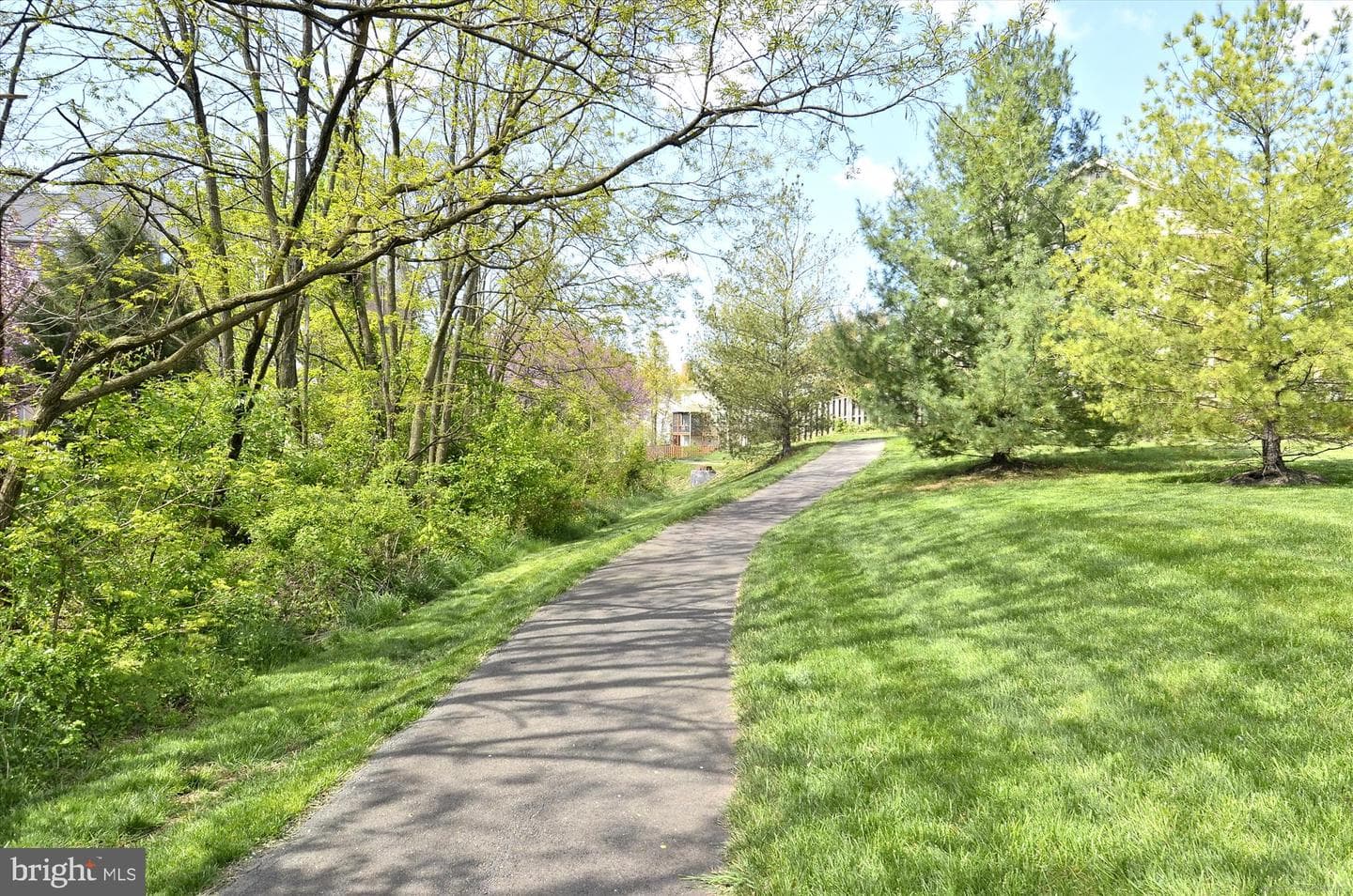 308 Sinegar Place photo 91