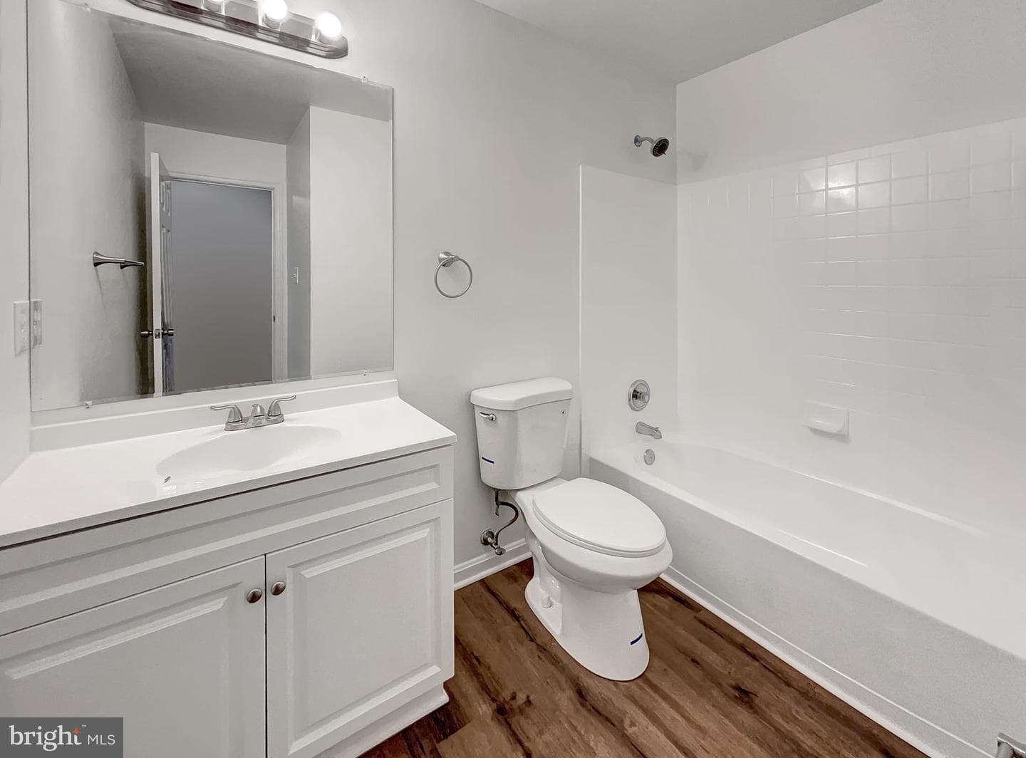 45458 Oak Trail Square photo 14