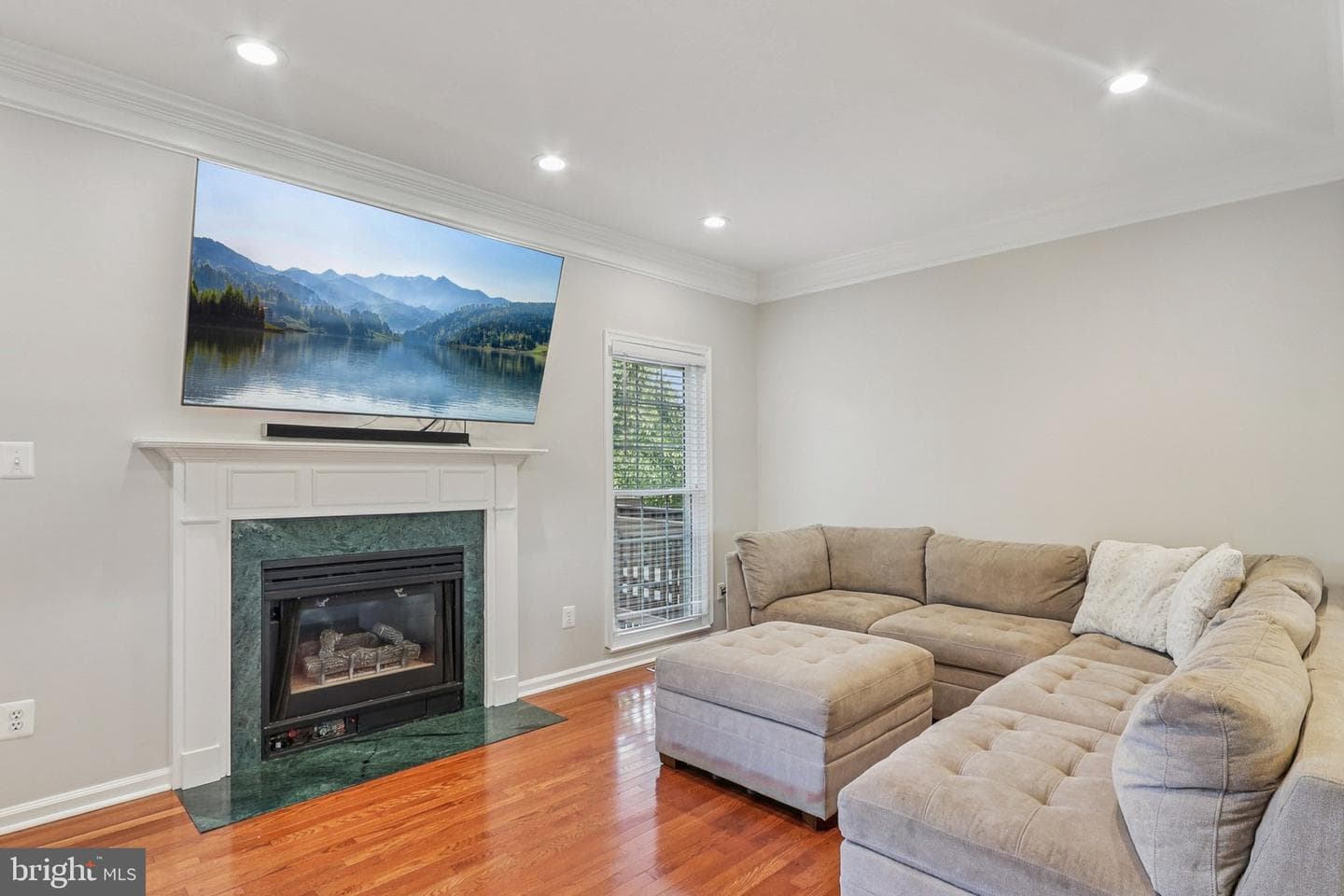 43218 Chokeberry Square photo 5