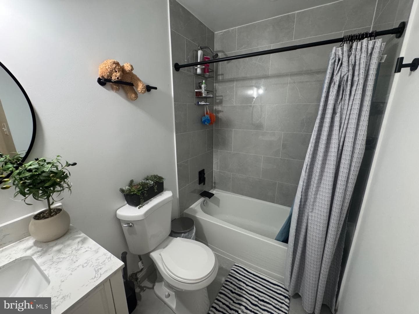 1314 E Holly Avenue photo 15