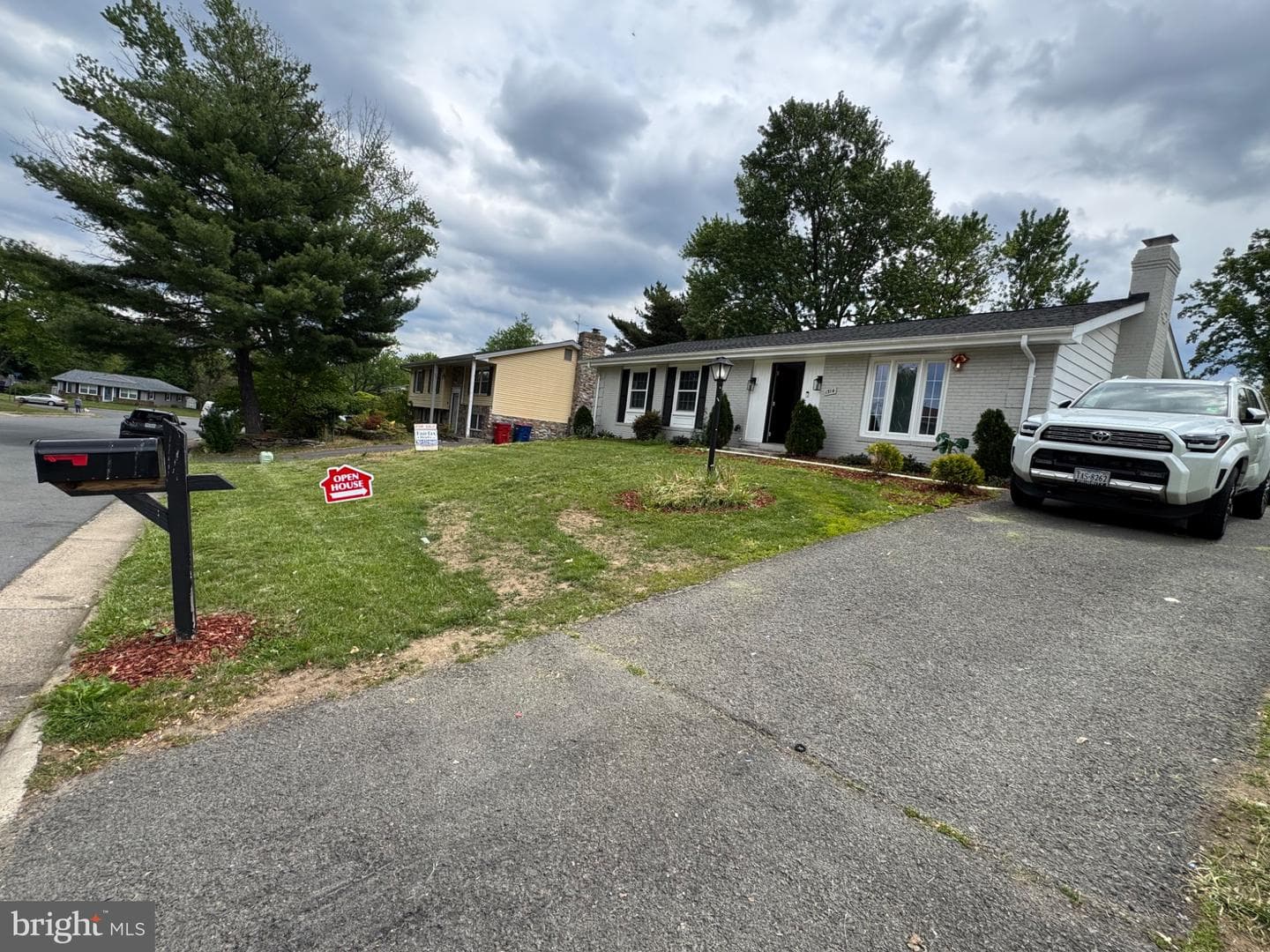 1314 E Holly Avenue photo 22