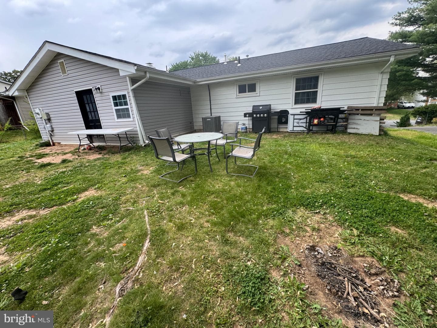 1314 E Holly Avenue photo 26