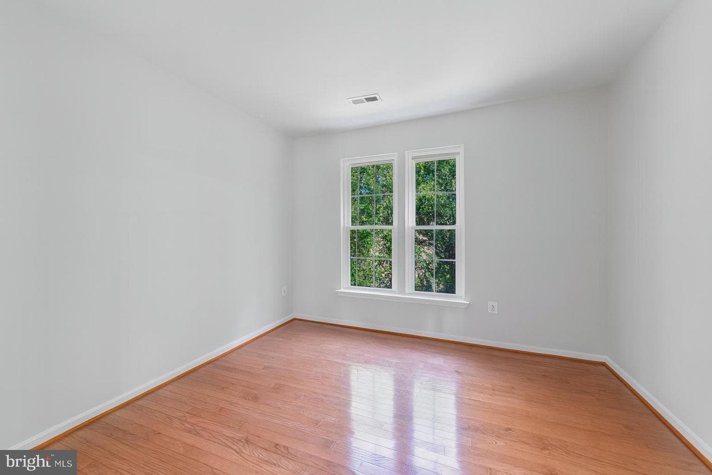 641 Meade Drive SW photo 26