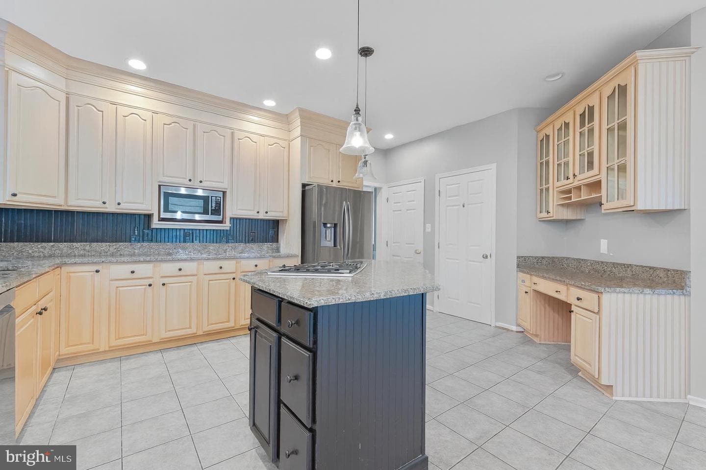 641 Meade Drive SW photo 9