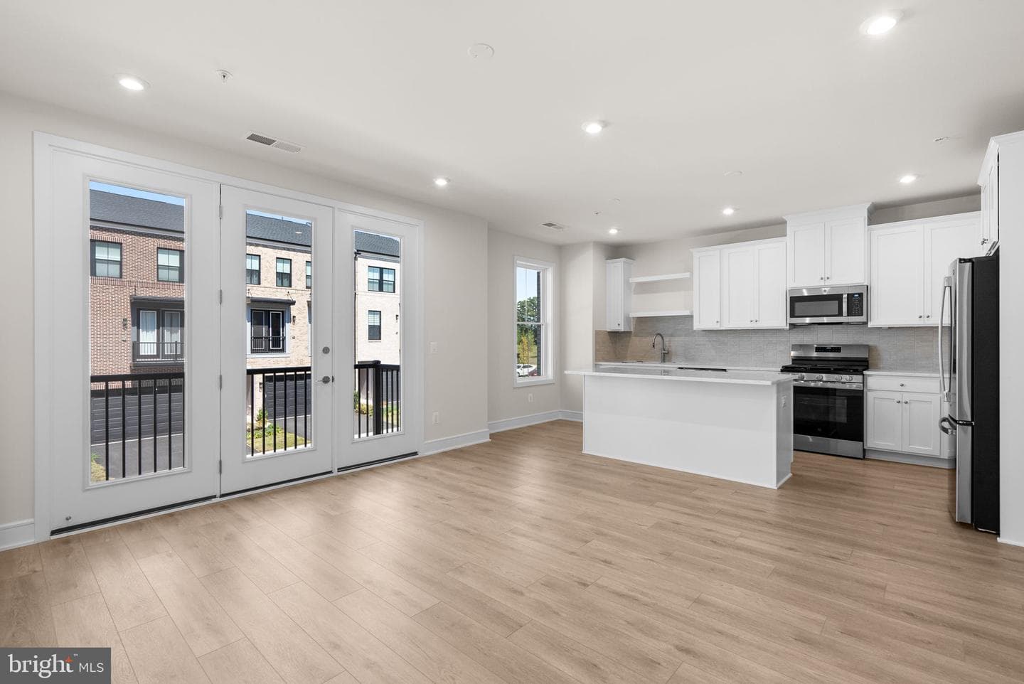 21754 Dollis Hill Terrace photo 12