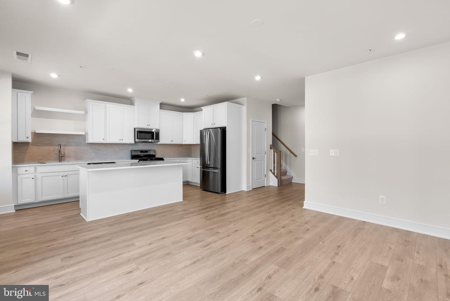 21754 Dollis Hill Terrace photo 13