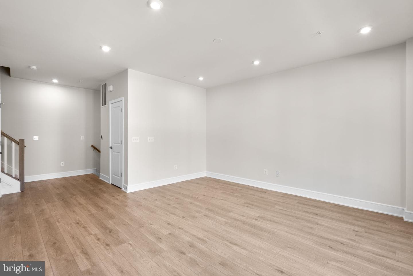 21754 Dollis Hill Terrace photo 14