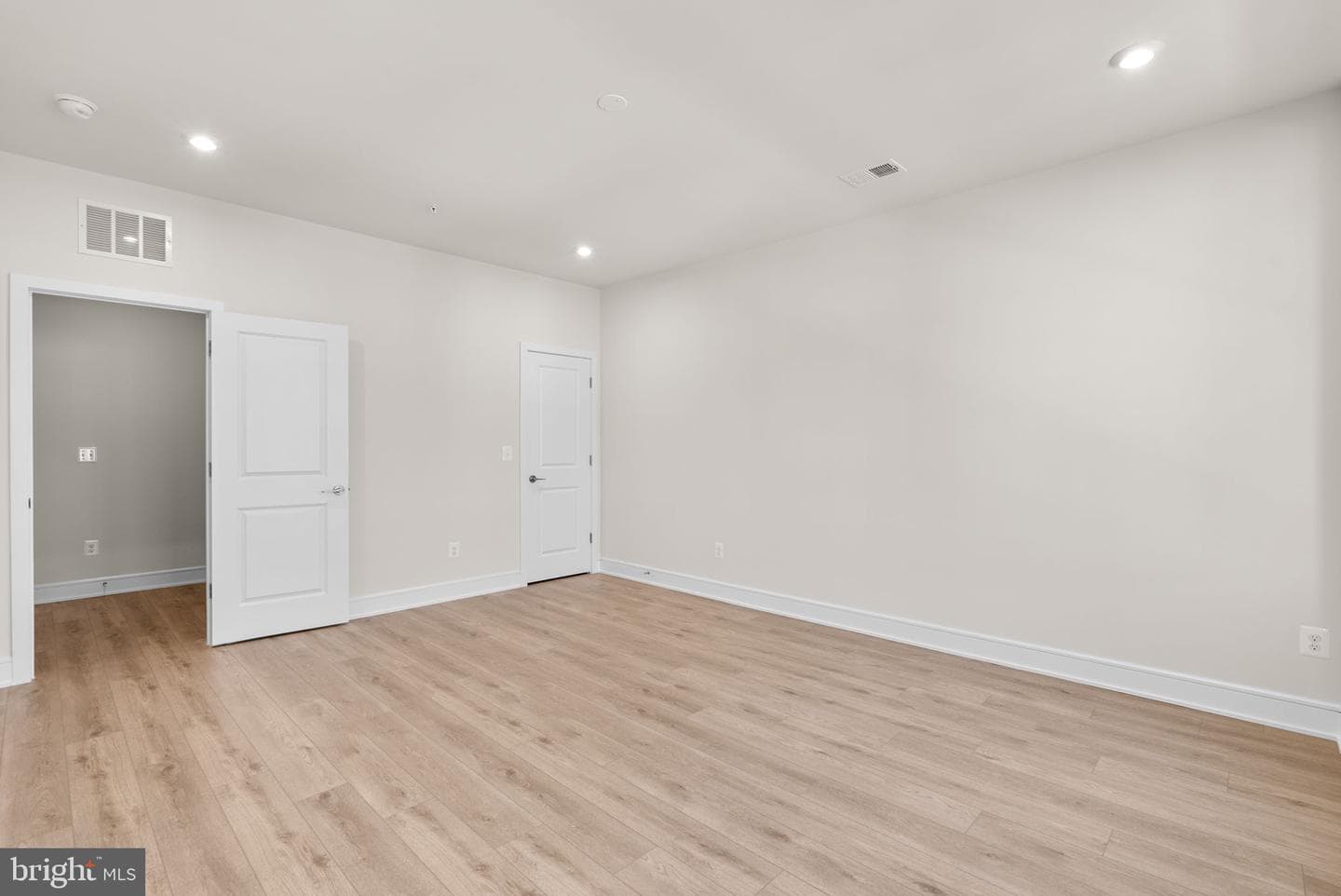 21754 Dollis Hill Terrace photo 19