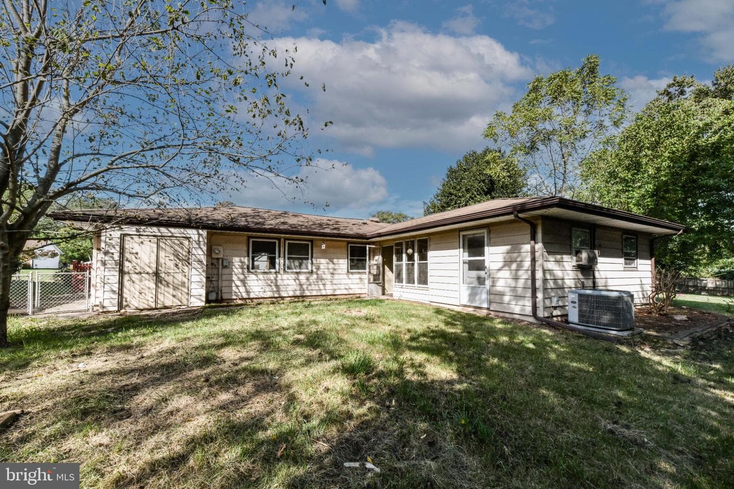 808 W Nettle Tree Road photo 24