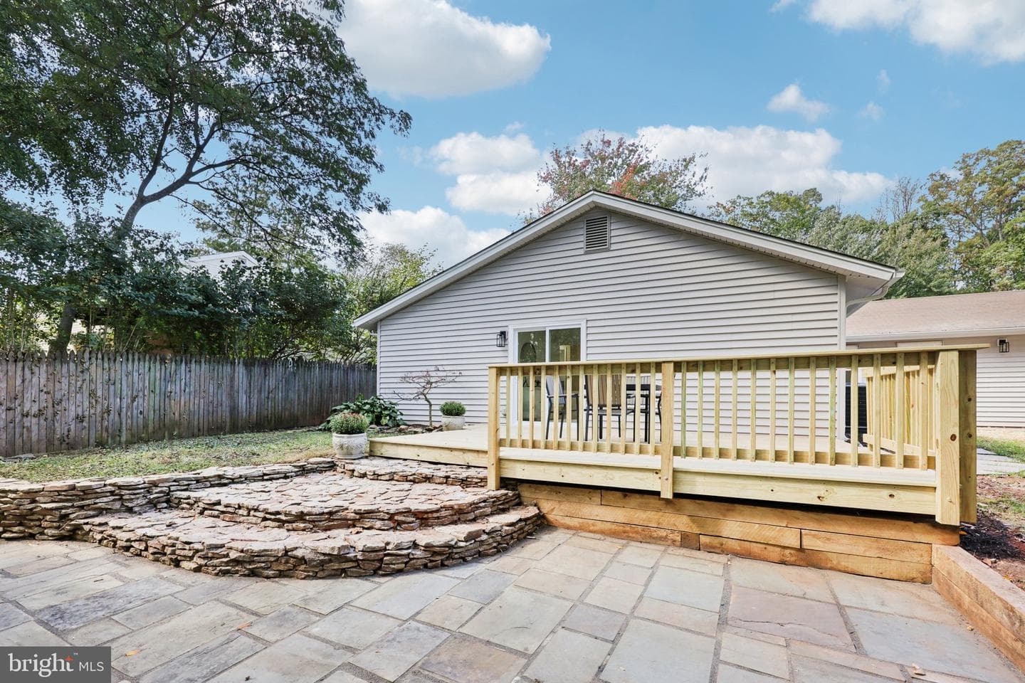 125 Avondale Drive photo 32