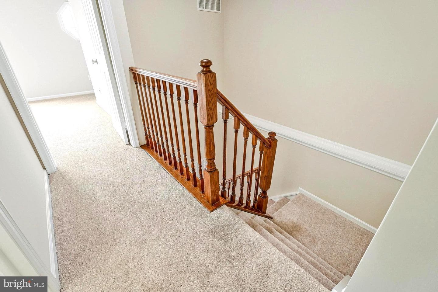 21921 Myrtlewood Square photo 24