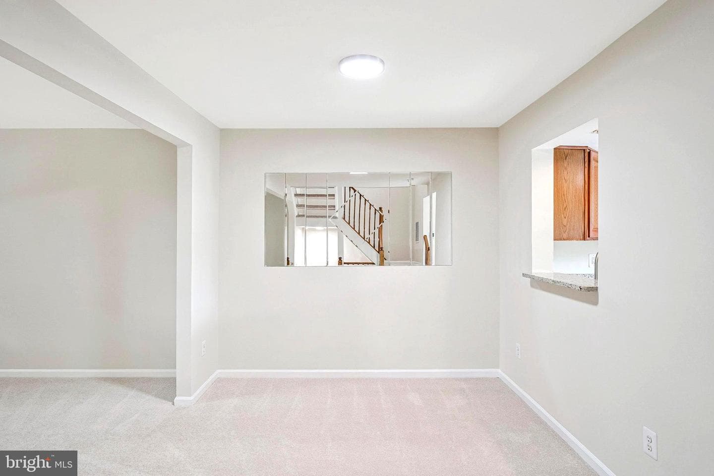 21921 Myrtlewood Square photo 29
