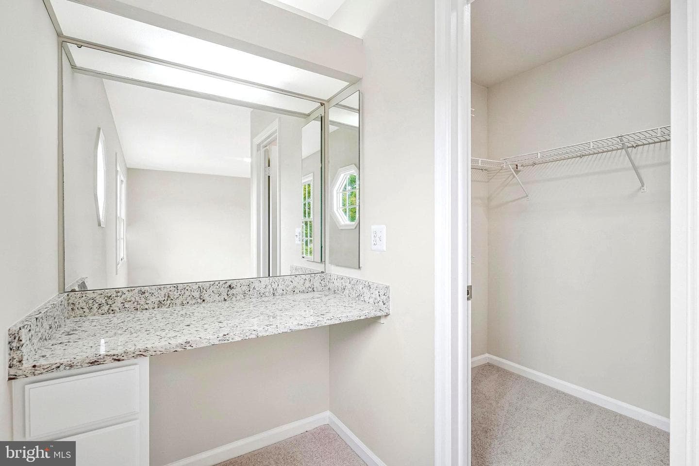 21921 Myrtlewood Square photo 5