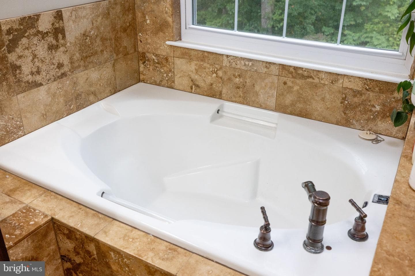 47587 Comer Square photo 36